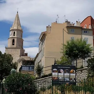 Residhotel Vieux Port Marsiglia