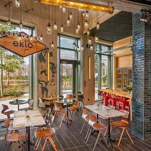 eklo-lyon.hotels-rhonealpes.com/